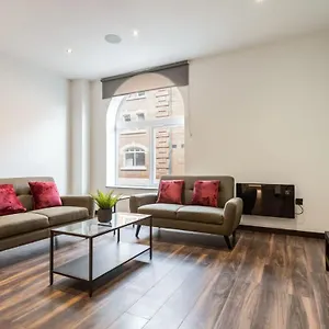 Apartment Characterful 2 Bed With Parking In Hull United Kingdom